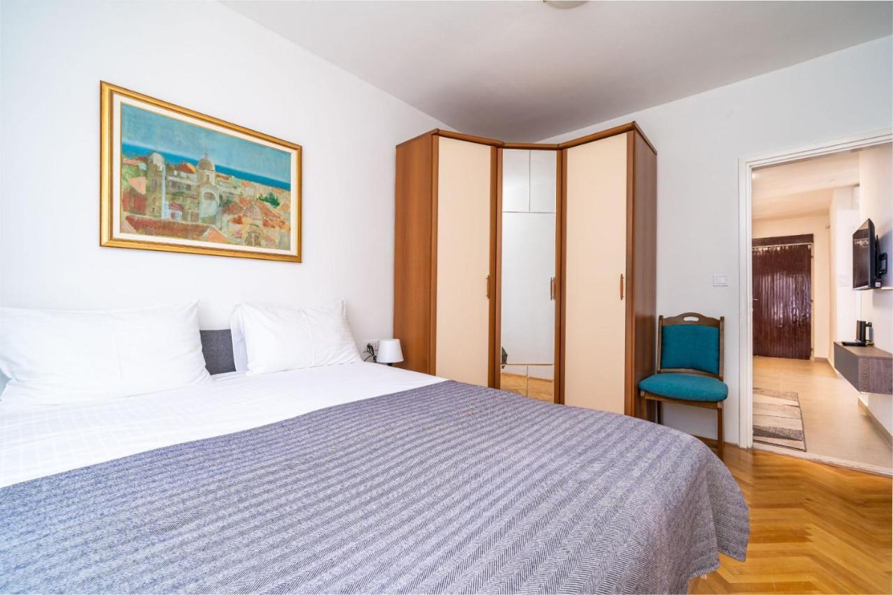 Apartment M2